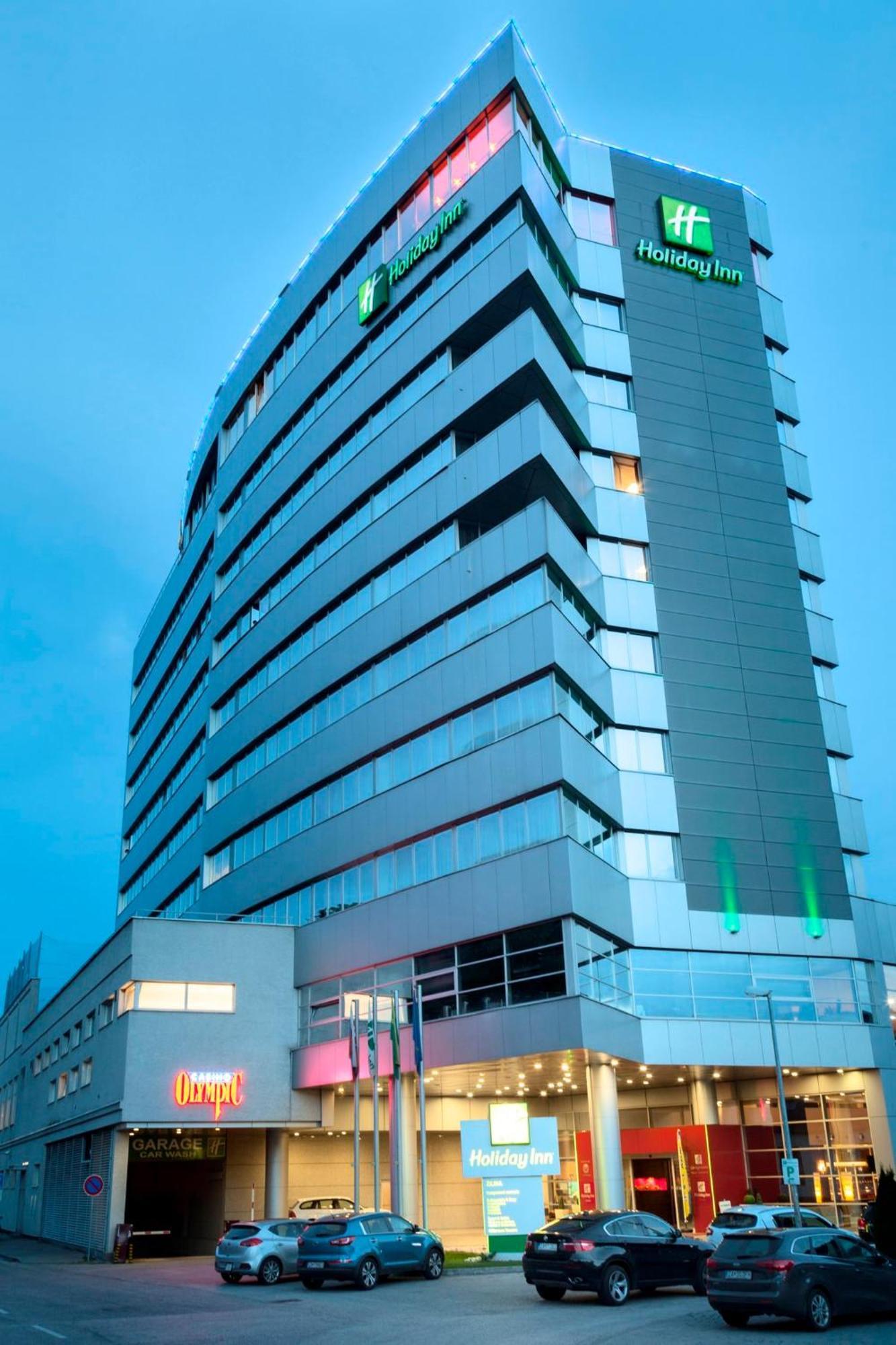 Holiday Inn Zilina, An Ihg Hotel Bagian luar foto